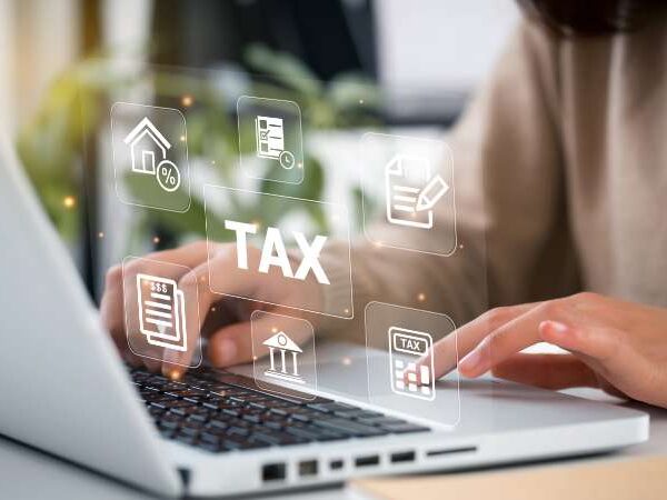 LIC Accountants & Advisors