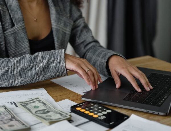 Evolution Tax and Accounting