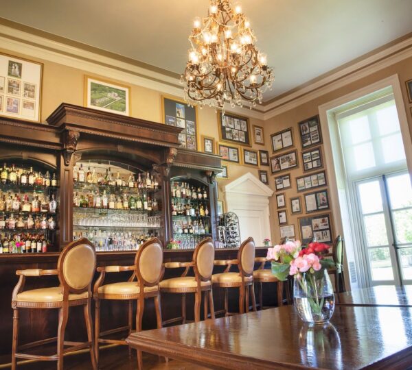 OHK Bar & Restaurant