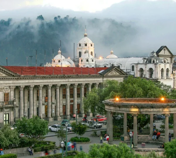 Tom Tours Agencia de Viajes