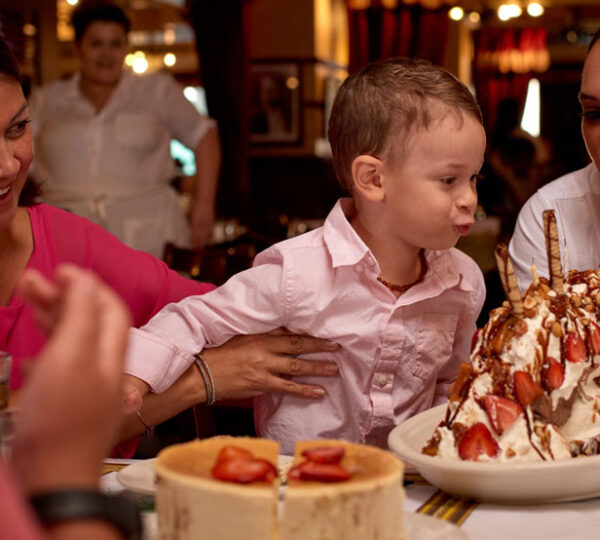 Carmine's - 44th Street